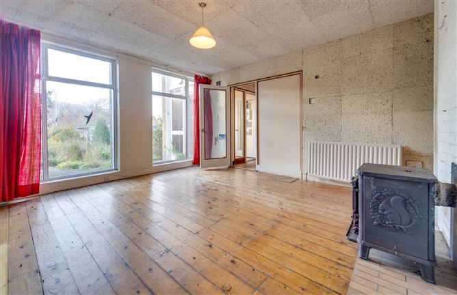 24 Kilgobbin Heights, Stepaside, Dublin 18