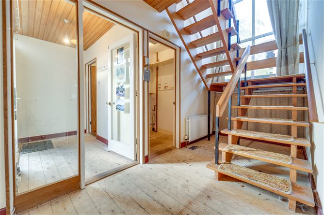 24 Kilgobbin Heights, Stepaside, Dublin 18