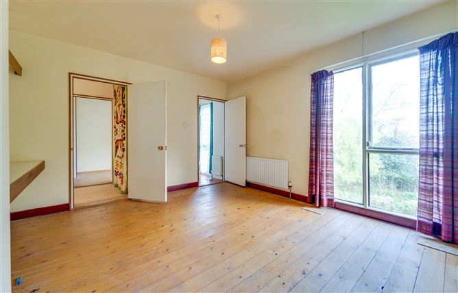 24 Kilgobbin Heights, Stepaside, Dublin 18