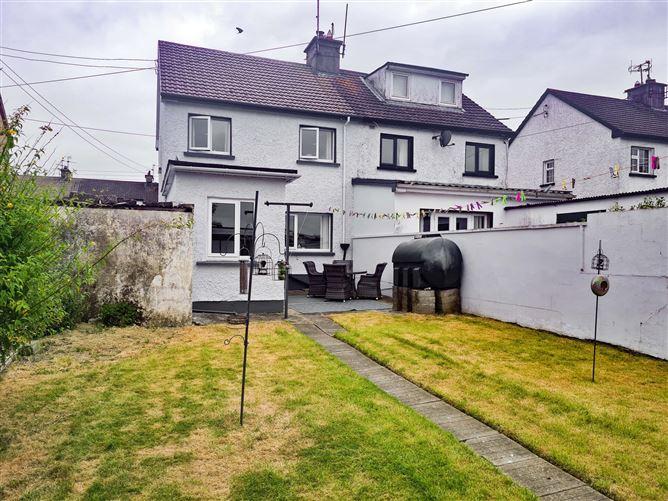 16 McDonagh Terrace, Littleton, Thurles, Co. Tipperary