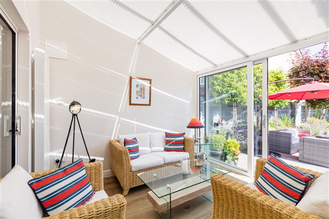 37 Milford, Old Yellow Walls, Malahide, Co.Dublin