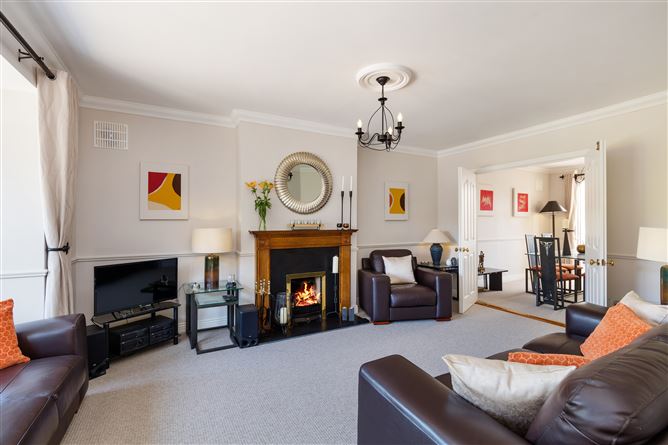 37 Milford, Old Yellow Walls, Malahide, Co.Dublin