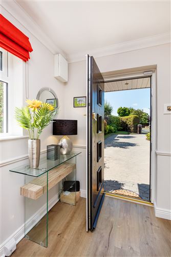 37 Milford, Old Yellow Walls, Malahide, Co.Dublin