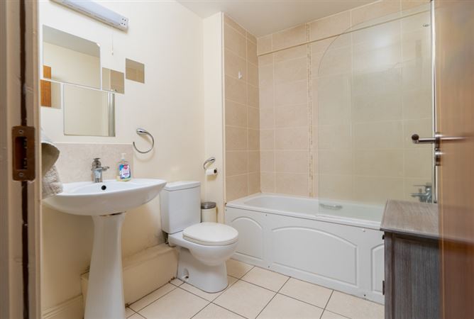 640 The Kingfisher, The Sanctuary, Jacobs Island, Blackrock, Cork