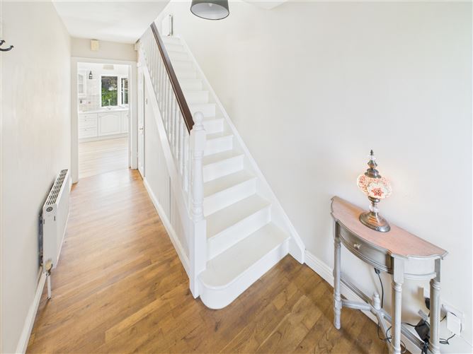 16 Ormond Keep, Nenagh, Co. Tipperary