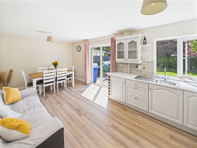 16 Ormond Keep, Nenagh, Co. Tipperary