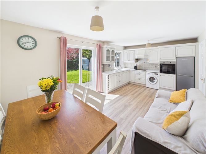 16 Ormond Keep, Nenagh, Co. Tipperary