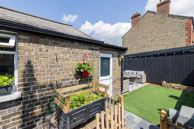 1 VERA TERRACE, Botanic Avenue, Glasnevin, Dublin 9