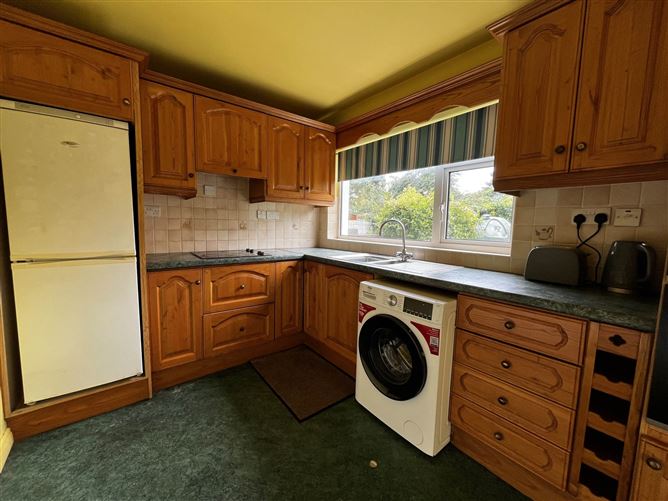 24 Sycamore Drive, Highfield, Galway, County Galway