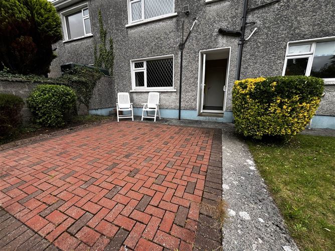 24 Sycamore Drive, Highfield, Galway, County Galway