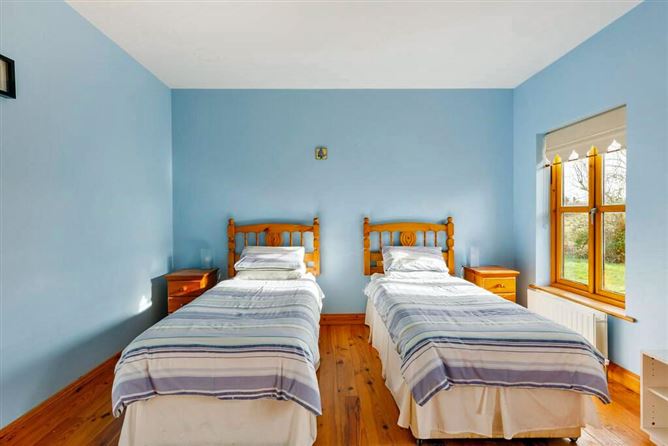 5 Bed in Westport,Westport,  Mayo