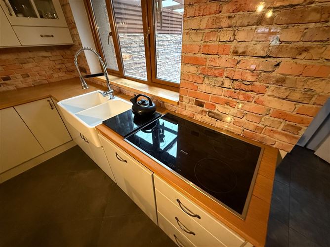 11 Newcastle Court, Cluain Ri, Ballymahon, Co.Longford.