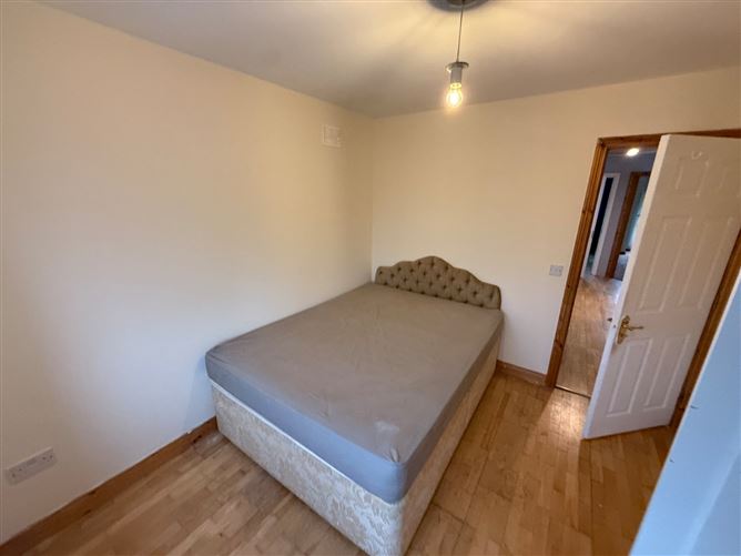 11 Newcastle Court, Cluain Ri, Ballymahon, Co.Longford.