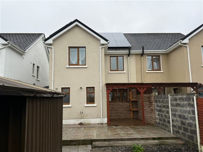 11 Newcastle Court, Cluain Ri, Ballymahon, Co.Longford.