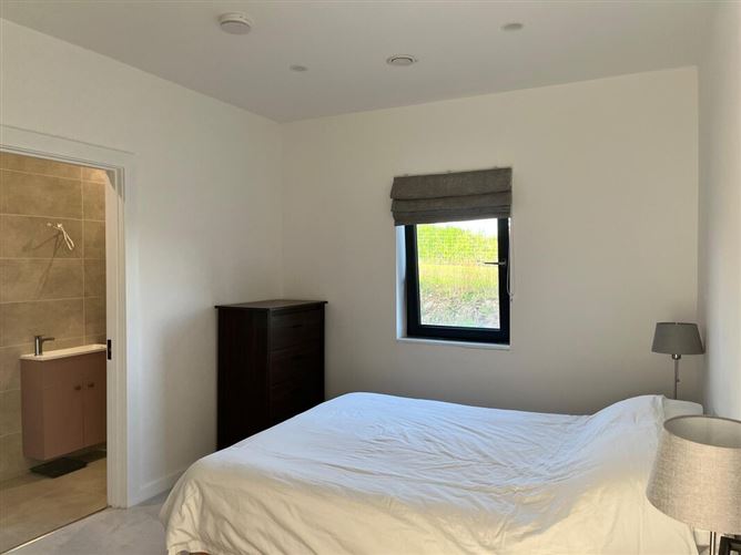 Welcoming Family Homestay in Limeri, Co. Limerick