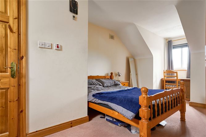 1B Cregaún, Tobartaiscain, Clonroad More, Ennis, Co. Clare