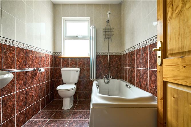 1B Cregaún, Tobartaiscain, Clonroad More, Ennis, Co. Clare