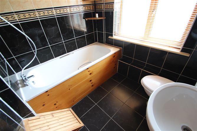 5 The Green, Heronswood, Carrigaline, Cork