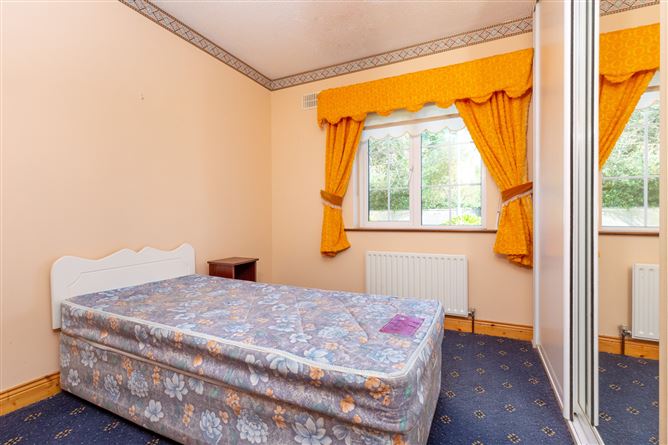 1 Spring View, Gort Road, Loughrea, Co. Galway
