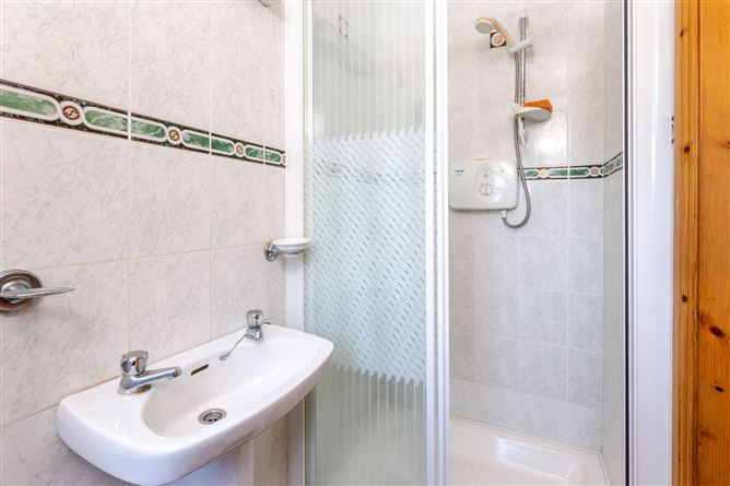 1 Spring View, Gort Road, Loughrea, Co. Galway