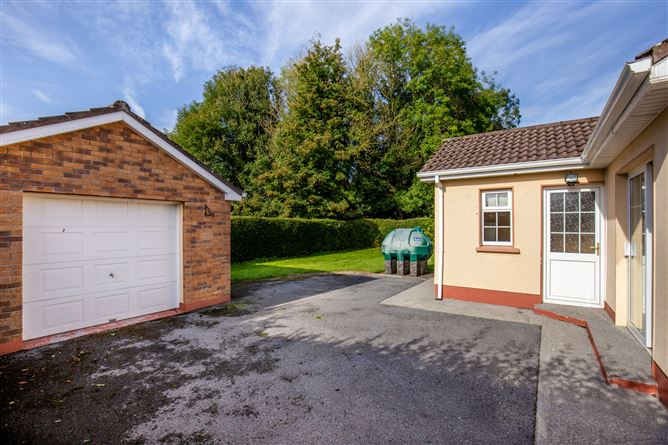 1 Spring View, Gort Road, Loughrea, Co. Galway
