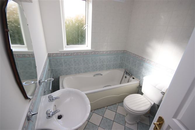 71 Jigginstown Park, Naas, Kildare