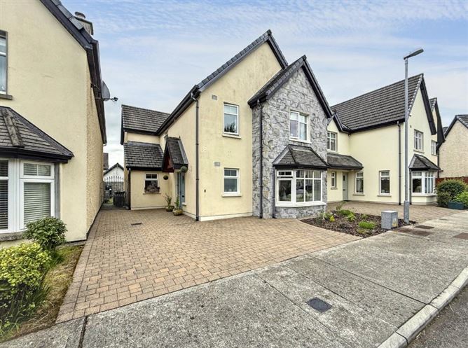 8 Ardán Rua, Nenagh, Tipperary