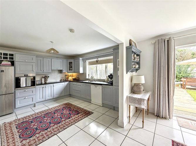 8 Ardán Rua, Nenagh, Tipperary