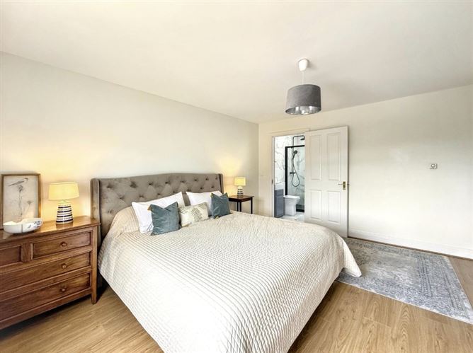 8 Ardán Rua, Nenagh, Tipperary