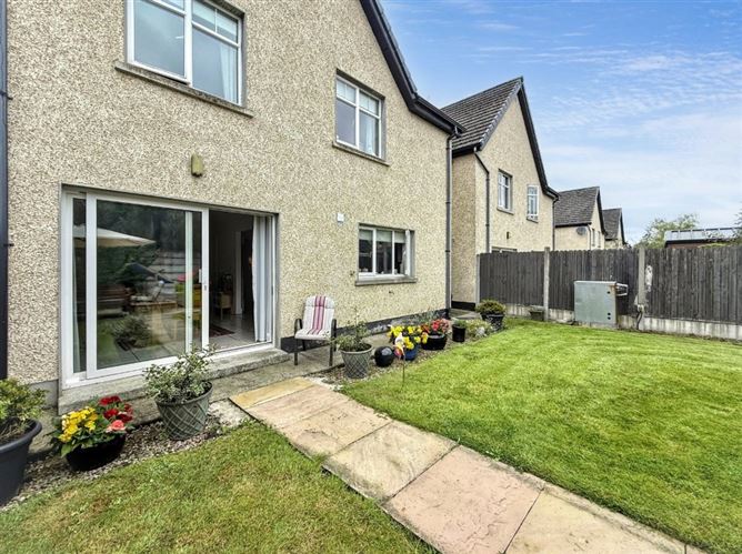 8 Ardán Rua, Nenagh, Tipperary