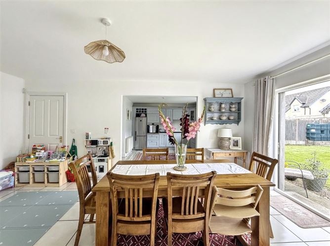 8 Ardán Rua, Nenagh, Tipperary