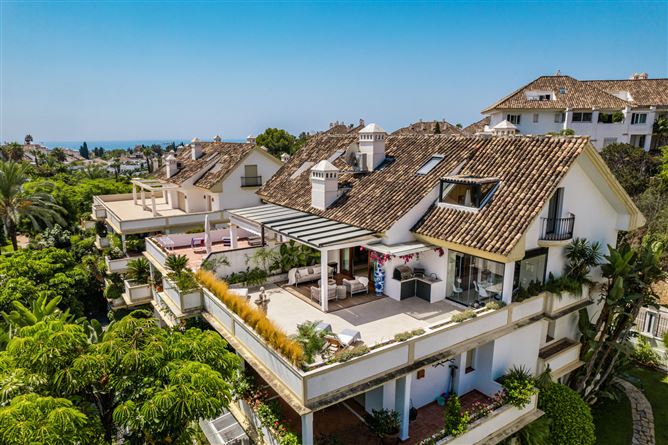 {name:Malaga, codeiso:MA}, Marbella, Marbella Golden Mile, Lomas del Rey, Spain - COSTA-01207P