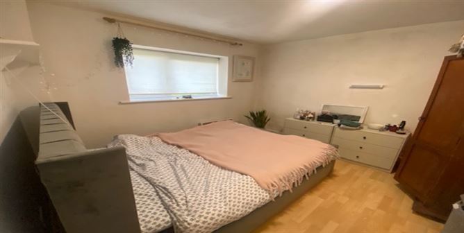 Castlecurragh Heath, Blanchardstown, Dublin 15