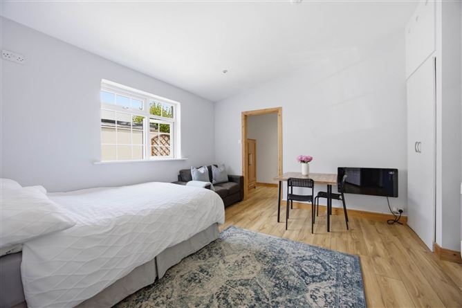 Photo 10 of 25 — 6 Grange Park Close, Raheny, Dublin 5