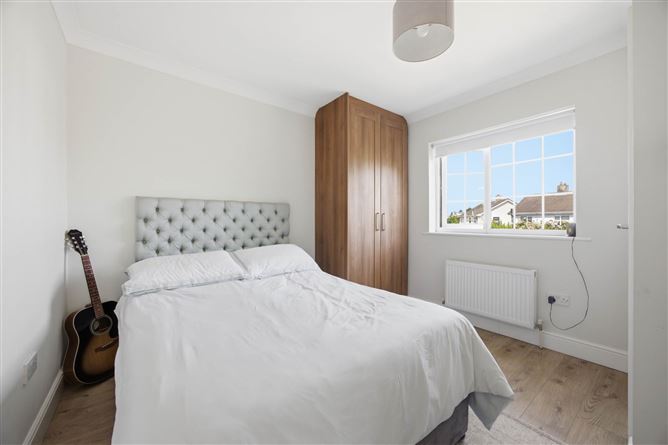 Photo 13 of 25 — 6 Grange Park Close, Raheny, Dublin 5