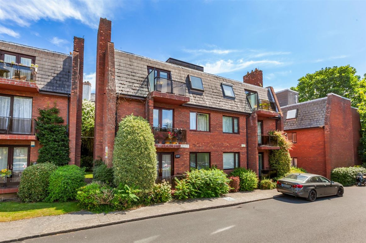 45 River Gardens, Glasnevin, Dublin 9