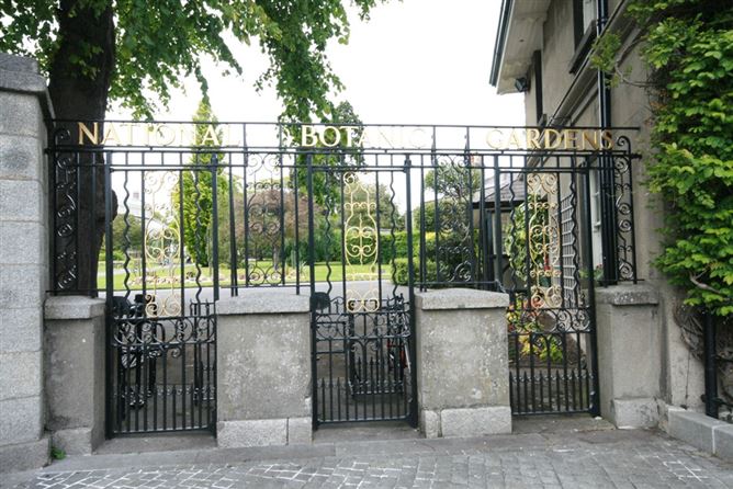 47 BOTANIC AVENUE, Glasnevin, Dublin 9
