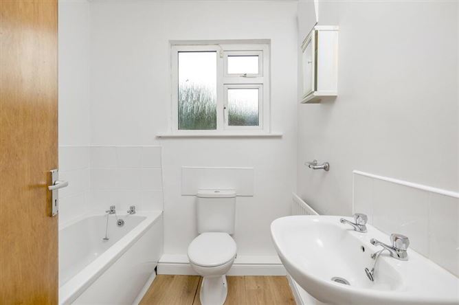 2 Esker Glebe, Lucan, Dublin