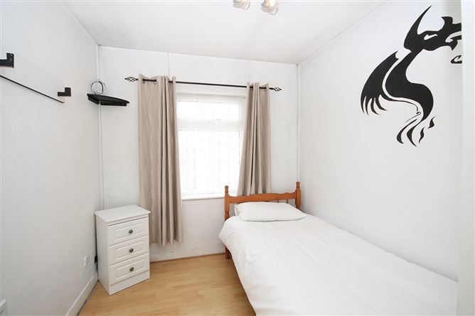 27 Kilmartin Park, Tallaght, Dublin 24