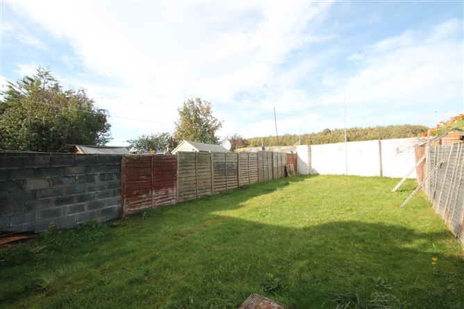27 Kilmartin Park, Tallaght, Dublin 24