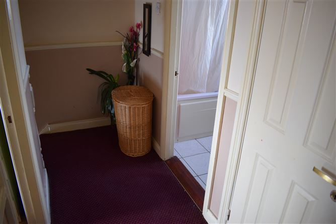 14 The Laurels, Carlow Town, Co. Carlow