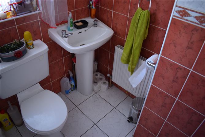 14 The Laurels, Carlow Town, Co. Carlow
