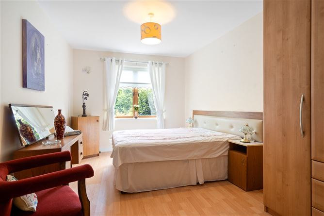 13 Ros Mor View, Scholarstown Road, Knocklyon, Dublin 16