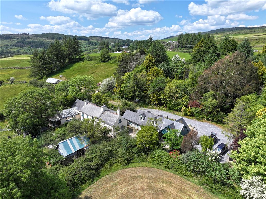 Fig Tree Cottage, Meenies Upper, Drimoleague,   West Cork