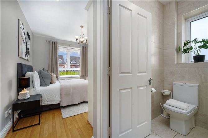 15 Marlfield House, Saint Gabriels, Cabinteely, Dublin 18