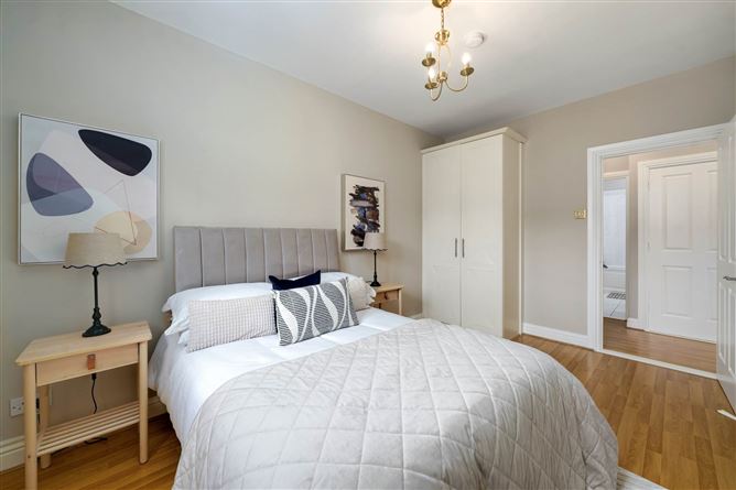 15 Marlfield House, Saint Gabriels, Cabinteely, Dublin 18