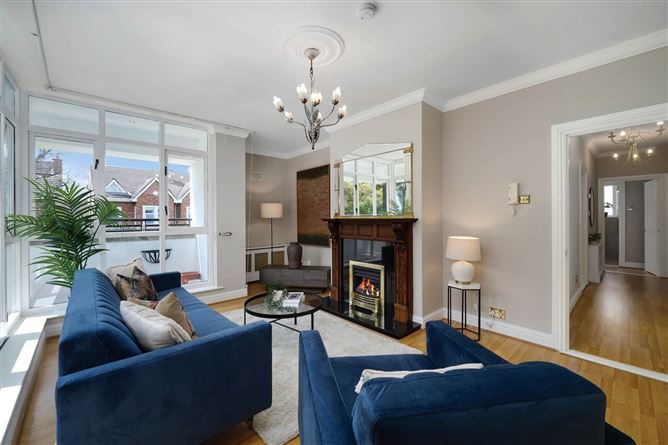 15 Marlfield House, Saint Gabriels, Cabinteely, Dublin 18