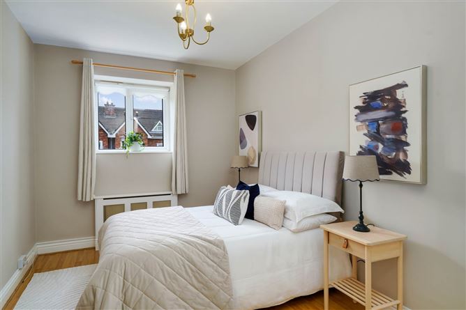 15 Marlfield House, Saint Gabriels, Cabinteely, Dublin 18