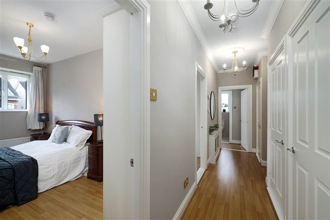 15 Marlfield House, Saint Gabriels, Cabinteely, Dublin 18
