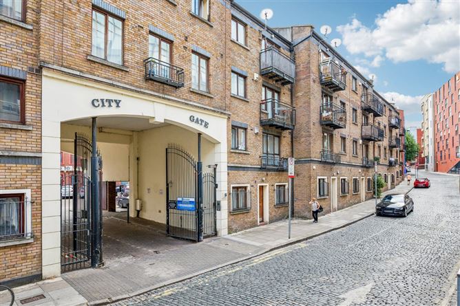 68 The Mizen, City Gate, Saint Augustines St, Dublin